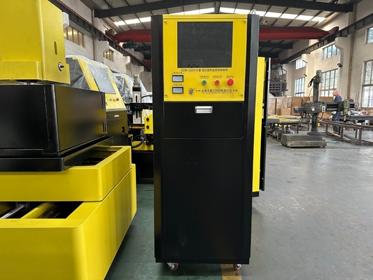 Máquina EDM de corte de fio CNC super económica Dk7732 com serviço pós-venda