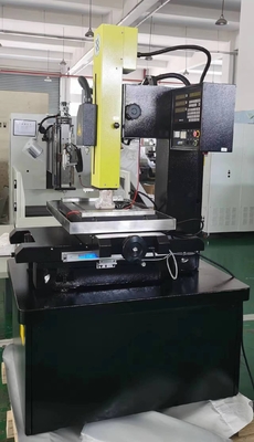 Metal EDM Furação de buracos 703c com Z Axis Servo Drive Controle linear e personalização