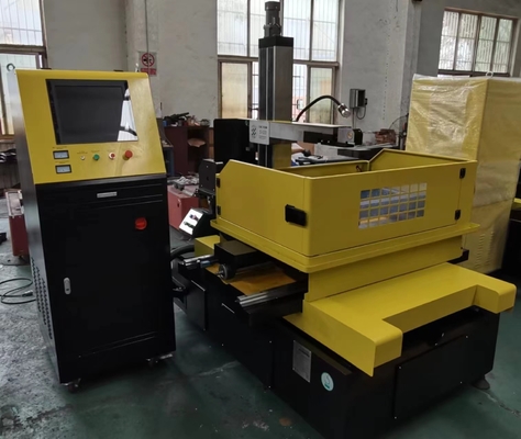 S630 Máquina de corte CNC de fio de molibdênio EDM Padrão para peças de trabalho altas