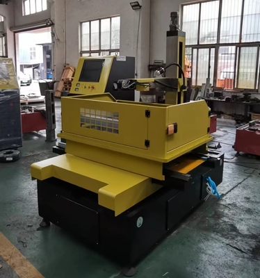S630 Máquina de corte CNC de fio de molibdênio EDM Padrão para peças de trabalho altas