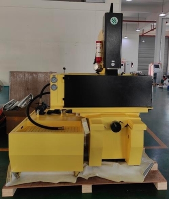 ZNC EDM Máquina de afundamento a moagem EDM350