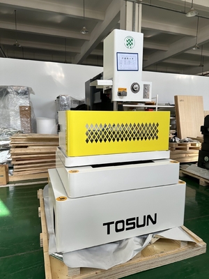 Máquina EDM de corte de arame D400 de alta velocidade com corte por torneira dentro de ferramentas CNC de corte de metal