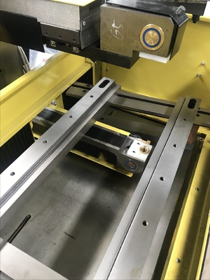 Máquina de corte de fio de faísca elétrica de controlo numérico CNC SE500 para pedido personalizado