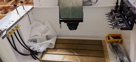 Máquina de afundamento a moagem CNC EDM850h com tecnologia avançada
