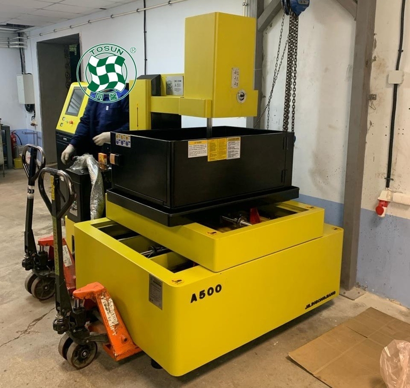 Máquina CNC Ferramentas Servo Motor Molibdênio fio CNC fio cortado máquina EDM A500